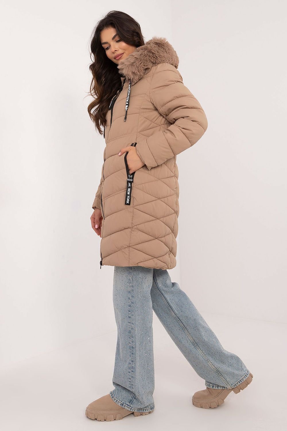 Puffer Jacket Winslet Beige, Puffer Jacket, Ruby Vixen